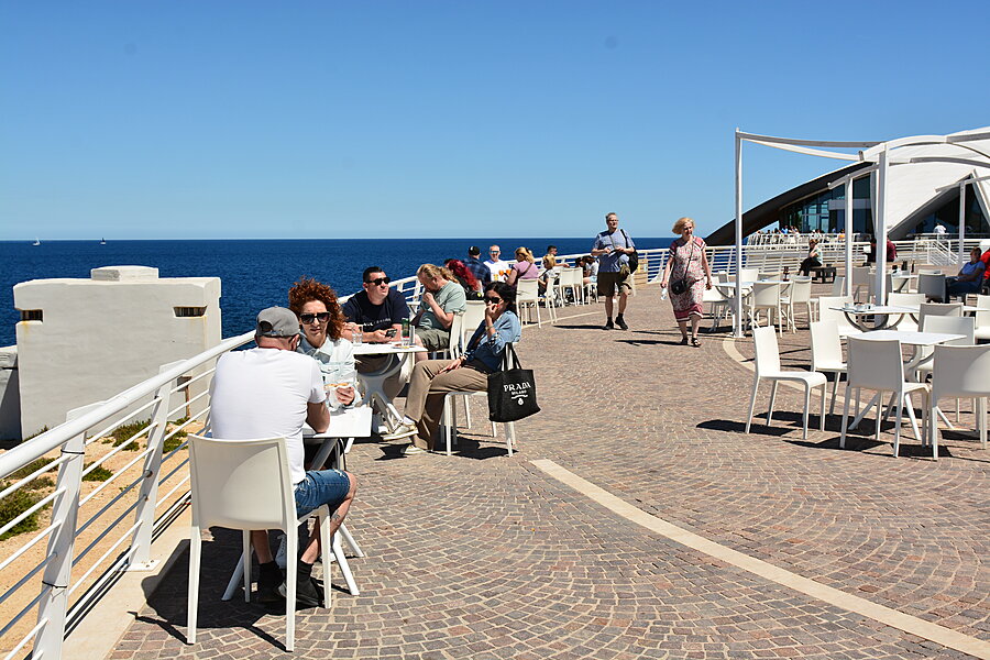 Restaurant med havudsigt