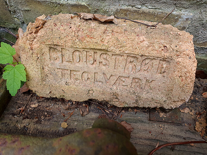 Sten fra Blovstrød Teglværk