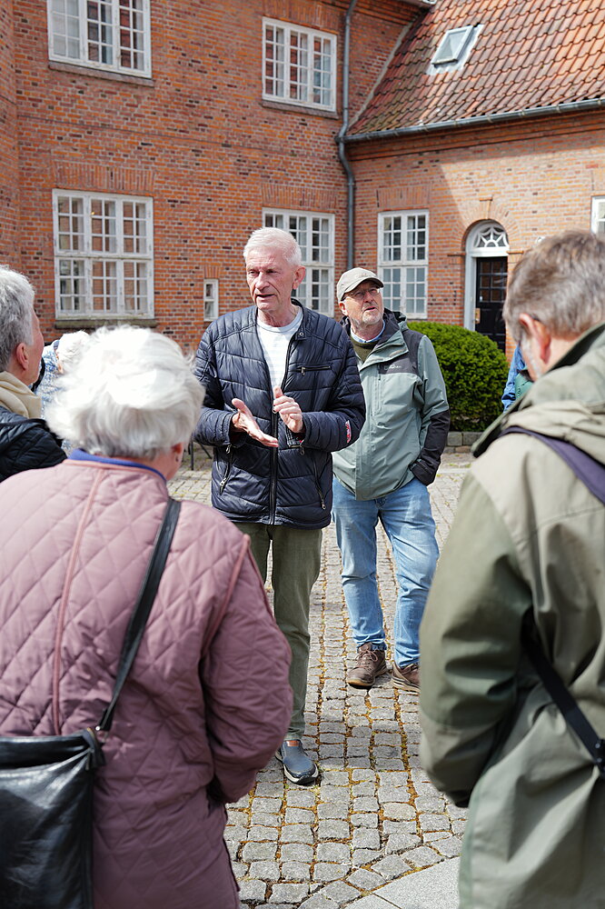 Guide fortæller