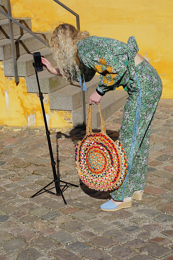 Infuencer gør klar til optagelse