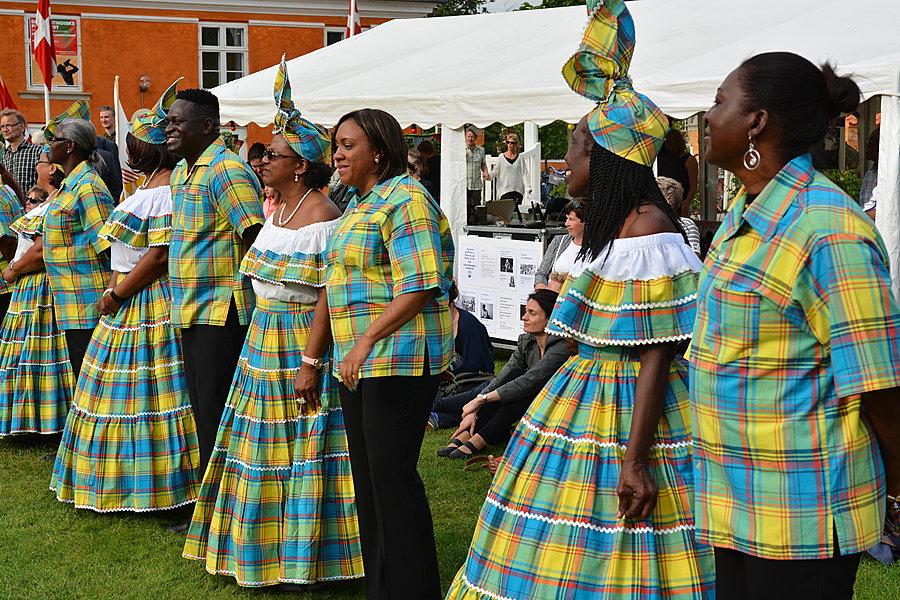 Folkedansere